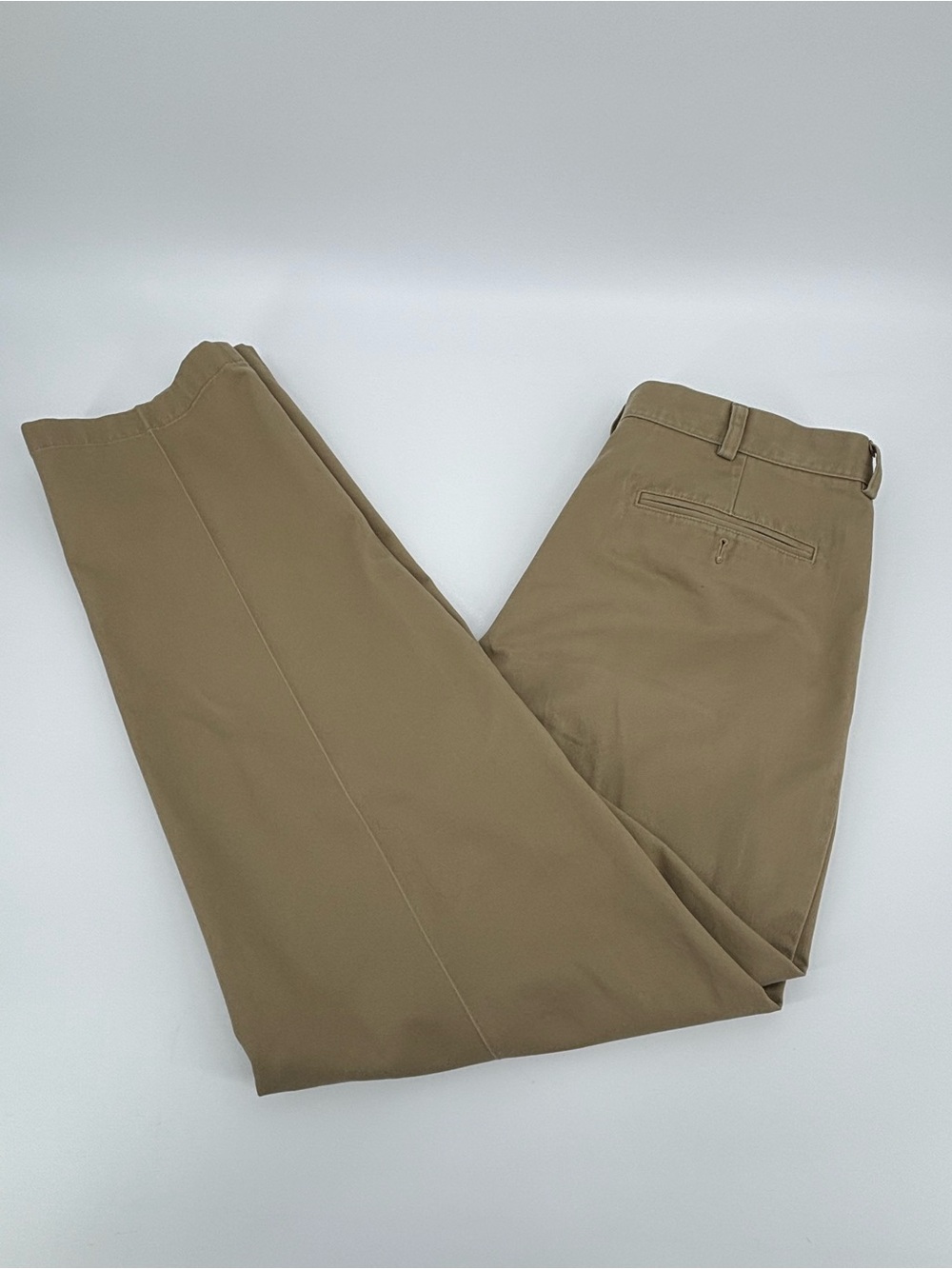 LL Bean Chino Pants Mens 34x32 Khaki Beige Classic Fit Pleated Cotton 212334